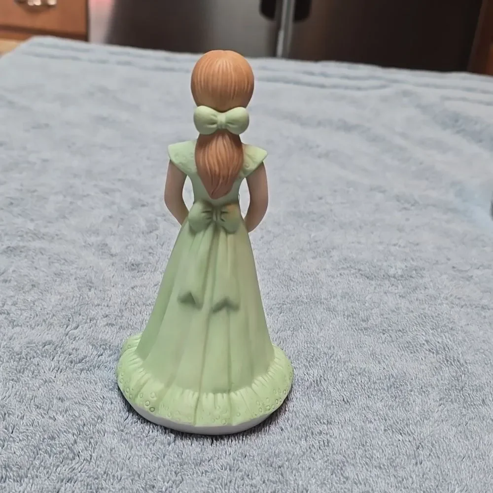 1982 Enesco Growing Up Birthday Girls Figurine -  Age 11